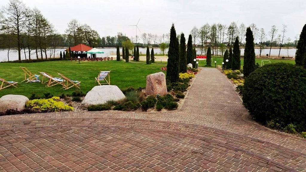 Hotel Sypniewo Margonin Exterior photo